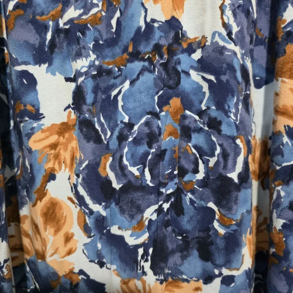 Liz & Me Floral Blue and Brown Short Sleeve Top - Picture 7 of 8